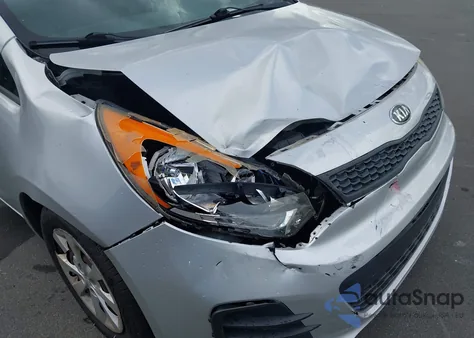 2016 Kia Rio Lx z USA, uszkodzony, nr VIN KNADM5A36G6652332